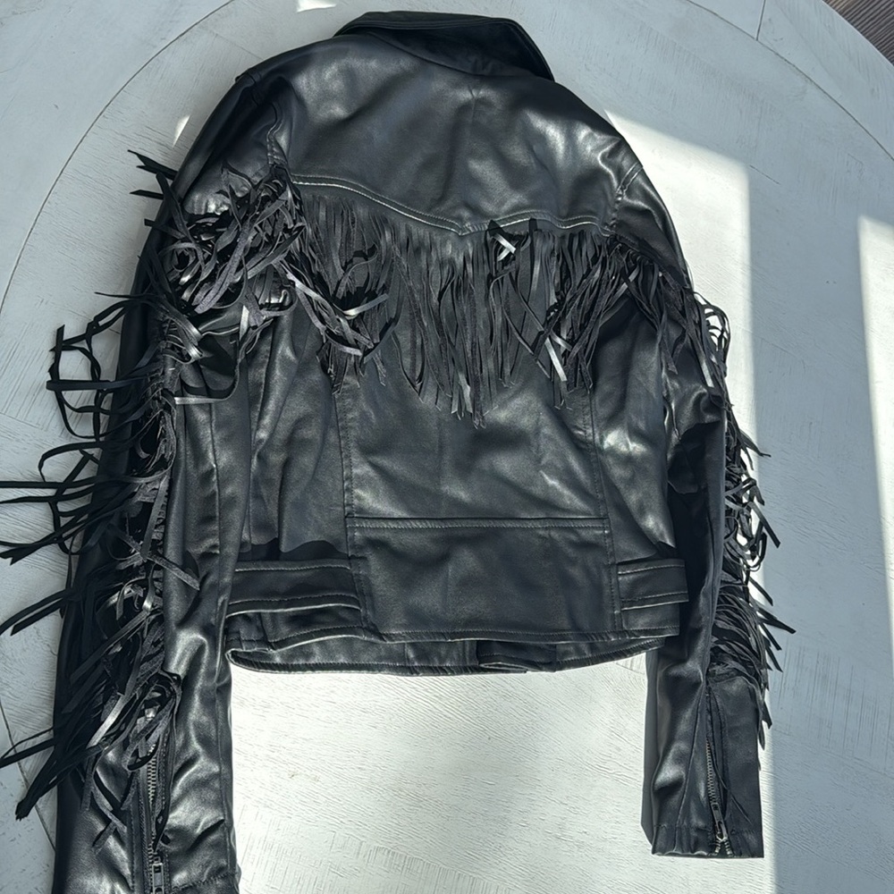 Black fringe jacket size M - Picture 6 of 6